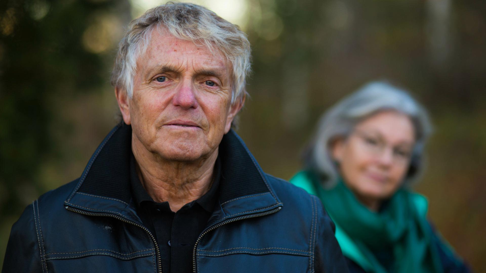 Foto på en man och en kvinna